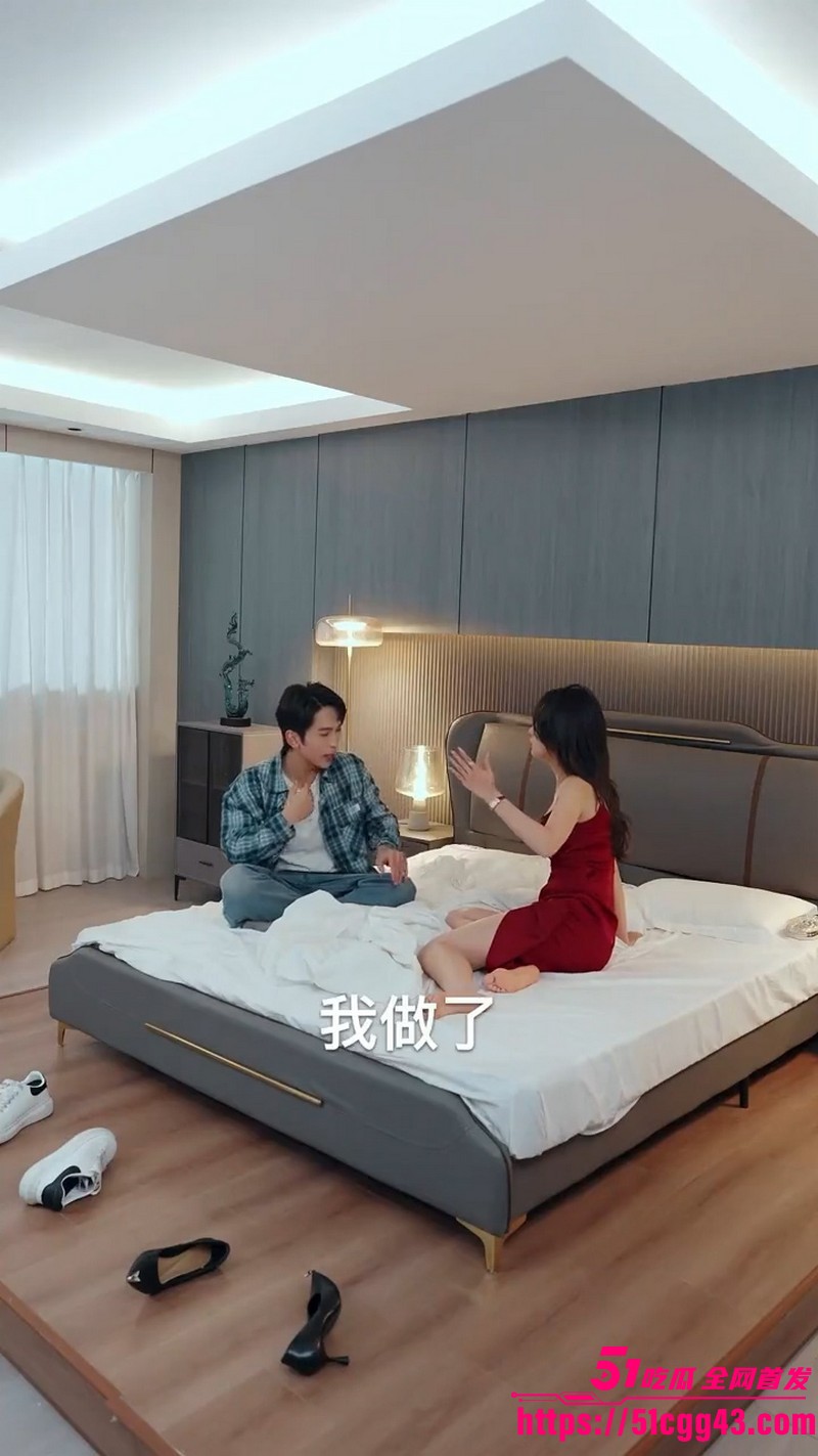 热播短剧《美女公寓》四位绝色美女同居一室 桃花朵朵修罗场不断 甜宠虐恋交织成网 谁能笑到最后？