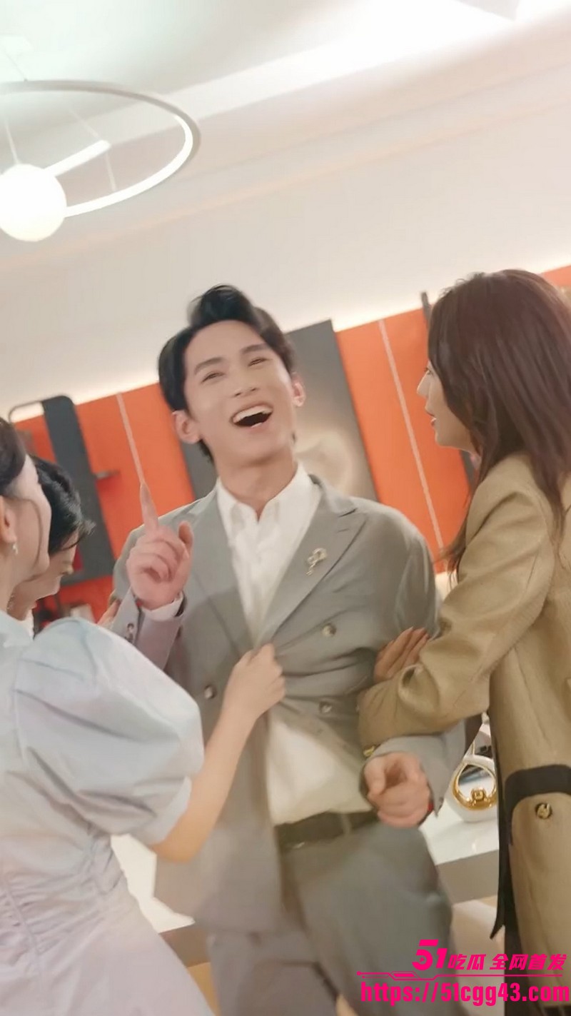 热播短剧美女公寓全集 8