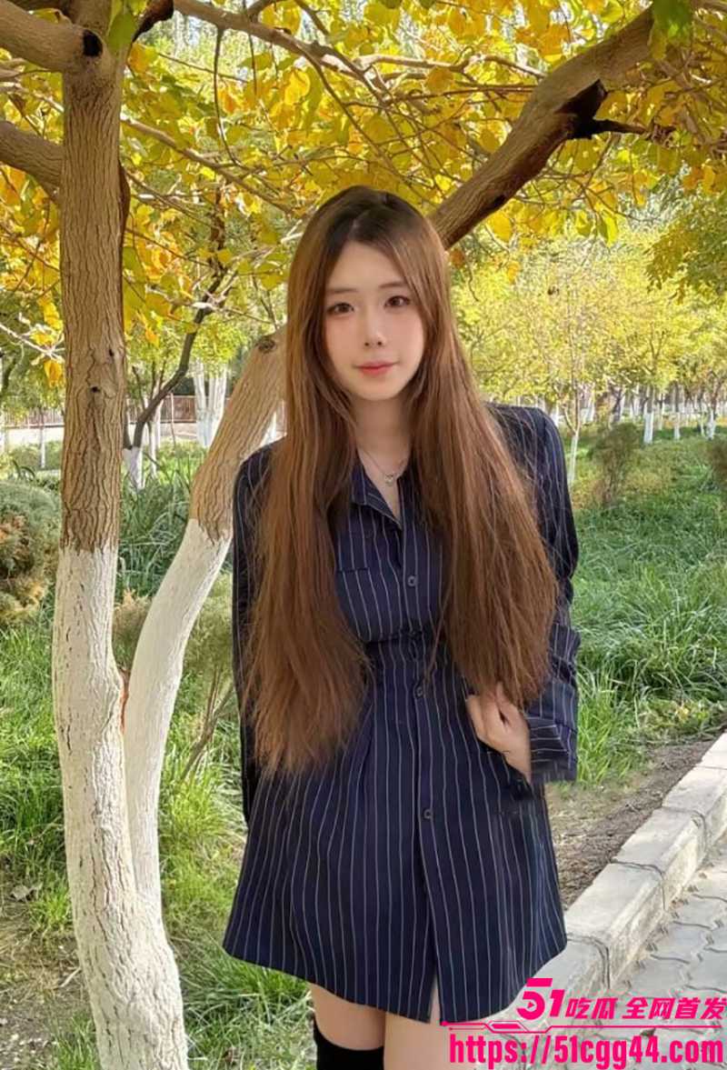 深圳大学反差校花 江婉 约炮视频爆出 完美露脸的小贱狗 主动深喉吞巨屌 玩车震撅臀被爆操！