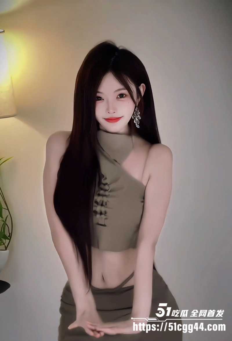 抖音网红林洛洛ai去衣合集 2 拷贝