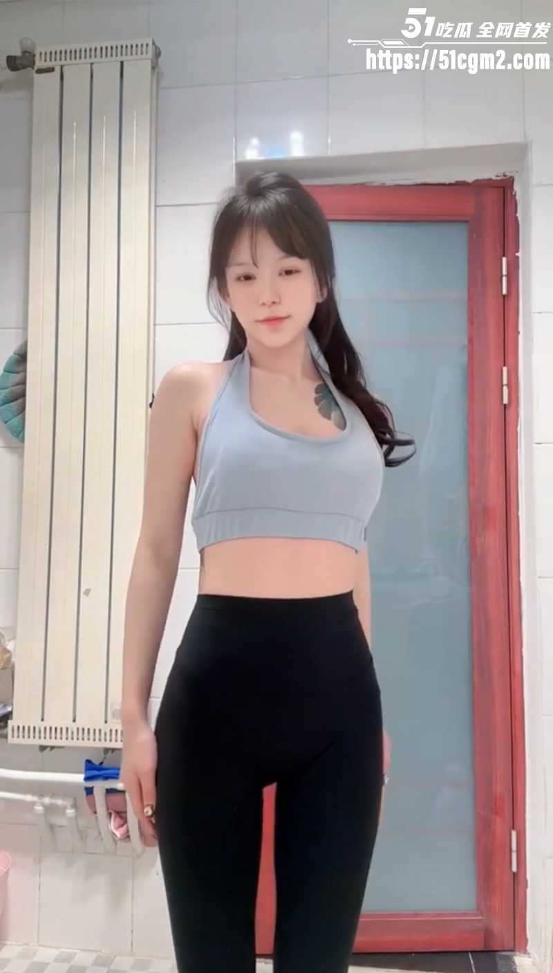 快手纹身女神 蒙佳怡 高难度裸舞私拍 2
