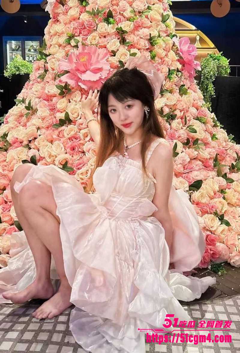 极品高颜值肥臀小美女不雅视频曝光 5 拷贝