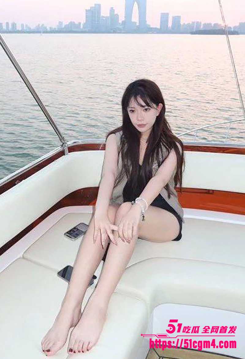 极品高颜值肥臀小美女不雅视频曝光 6 拷贝