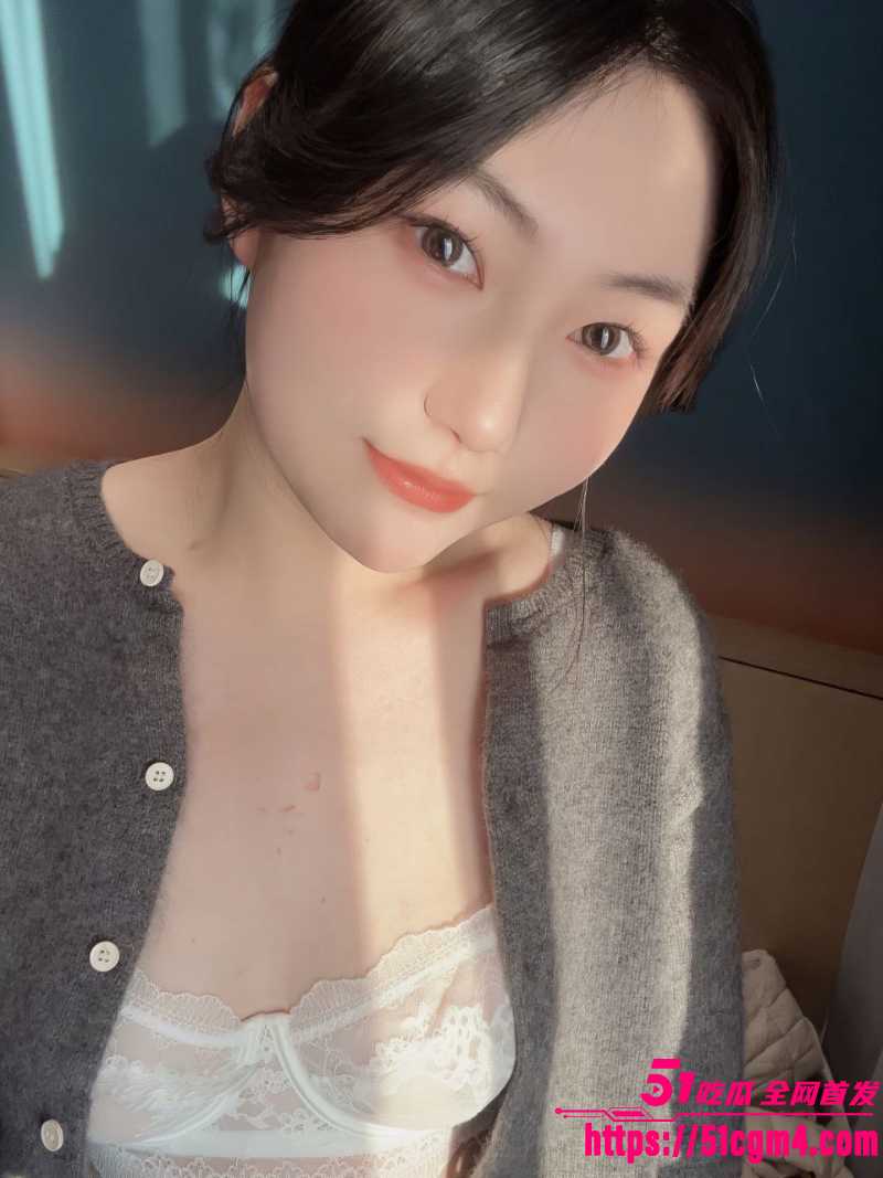 超淫人妻 独家泄密视频 与情人酒店激战 口技娴熟肉感爆棚 丰硕体型被操到声浪失控！
