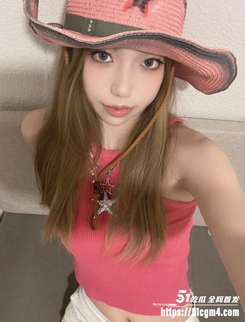 顶美极品御姐 李兆瑞 与男友性爱私拍曝光 高颜值少女口交深喉技艺超绝 镜头特写骚浪眼神挑逗魅惑