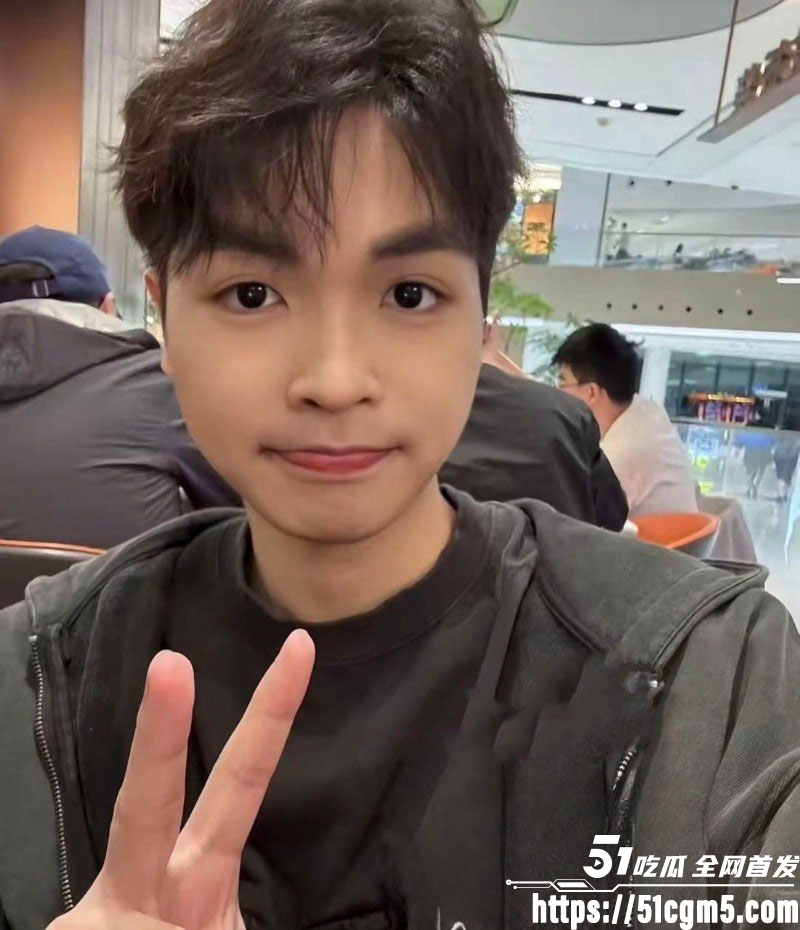 电竞网红EDG战队 陈兴裕 塌房事件 打假赛如家常便饭 出轨睡粉如探囊取物 聊天记录酒店激战视频曝光！