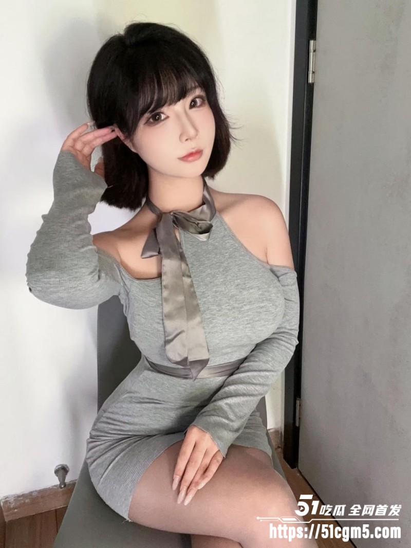 巨乳网黄 Yuuhui玉汇 包臀裙制服诱惑 5
