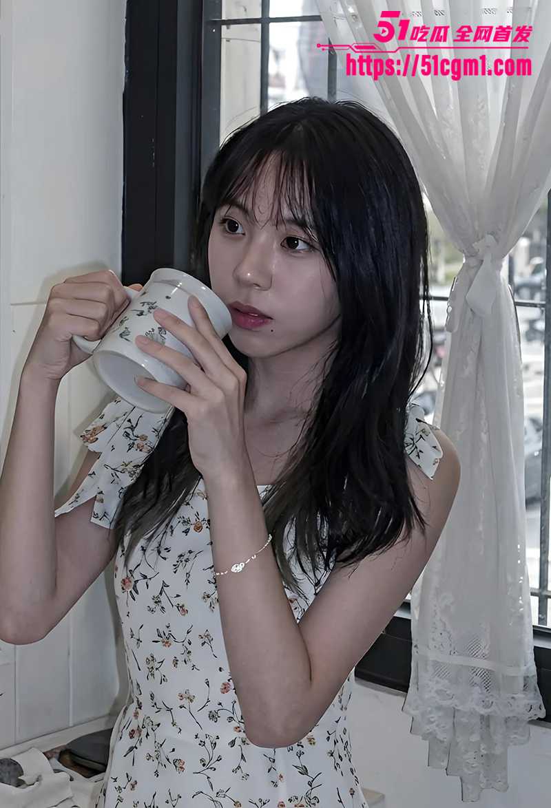 超可爱的清纯嫩妹陈星妍不雅视频流出6拷贝