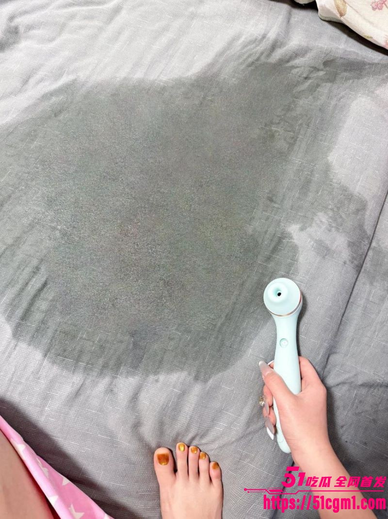 清纯御姐型少女私拍视频流出 7
