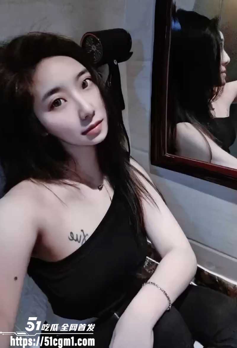 浙江安吉坐台女陈丹丹自慰视频流出 2 拷贝