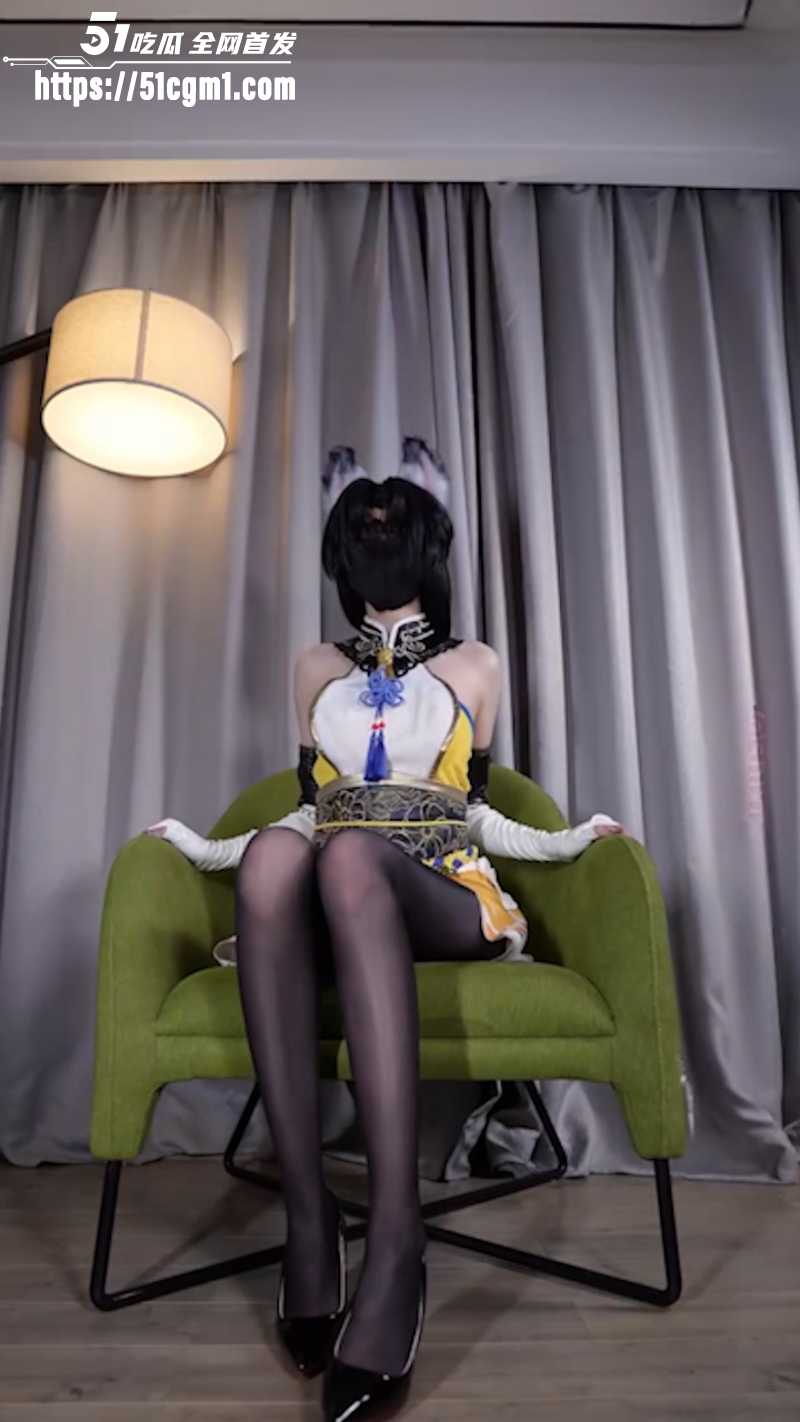 推特长腿九头身御姐 小桃 cos八重樱  2