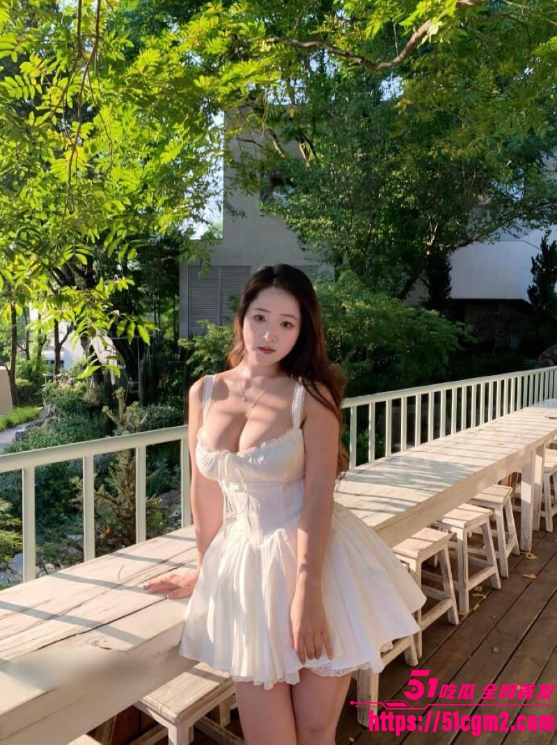 抖音网红御姐成都朵朵私拍流出 4