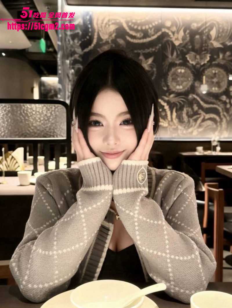黑龙江少妇 吴含黛 公司老板见色起意多轮套路被其潜规则 极致调教戴狗链跪地爬玩法超震撼