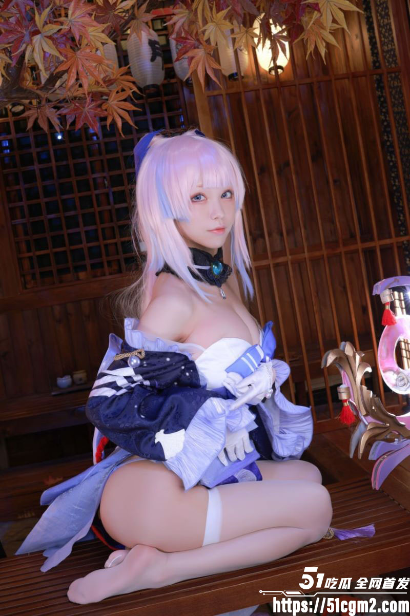 无敌巨乳美少女水淼Aqua假吊自慰视频 2