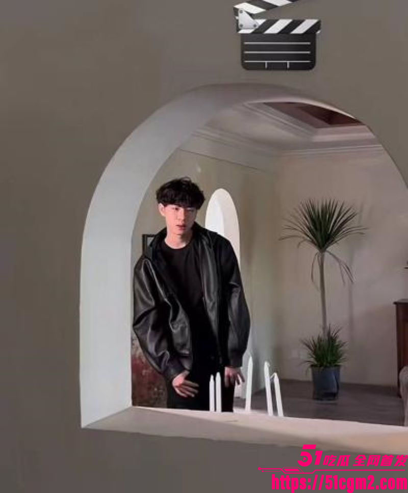 抖音说唱歌手TopBarry杨博睿出轨操粉 5
