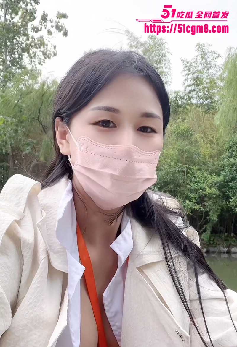 山东爆奶小护士 百变魅心 露出合集 户外淫装半敞奶浪翻滚 发骚放尿玩具狂插 气质超绝的反差母狗！
