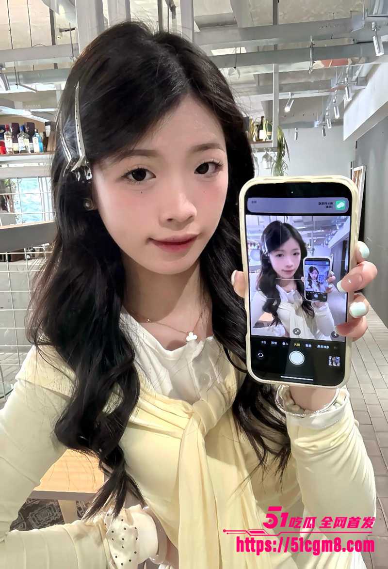 福建超纯少女 张珍 出轨淫片 玩约炮当母狗背刺男友 露脸深喉骑乘狂摇 被掰腿爆操极致反差！