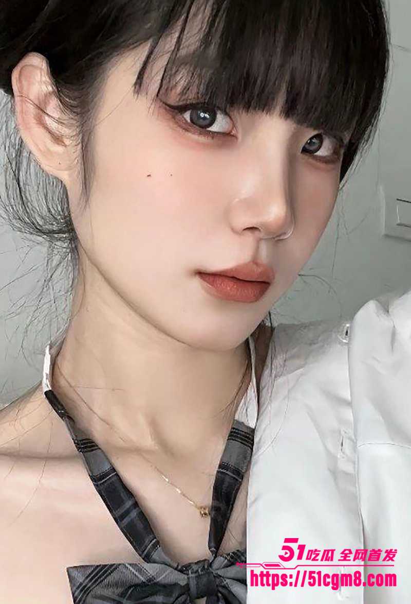 推特网红小瓜陆反差不雅自拍视频流出2拷贝
