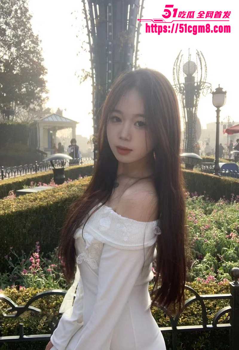 广西清纯嫩妹 马雨晗 情侣私拍泄密 淫纹母狗玩滴蜡被后入狂操 自拍骚穴抽插特写 母狗属性直接拉满！