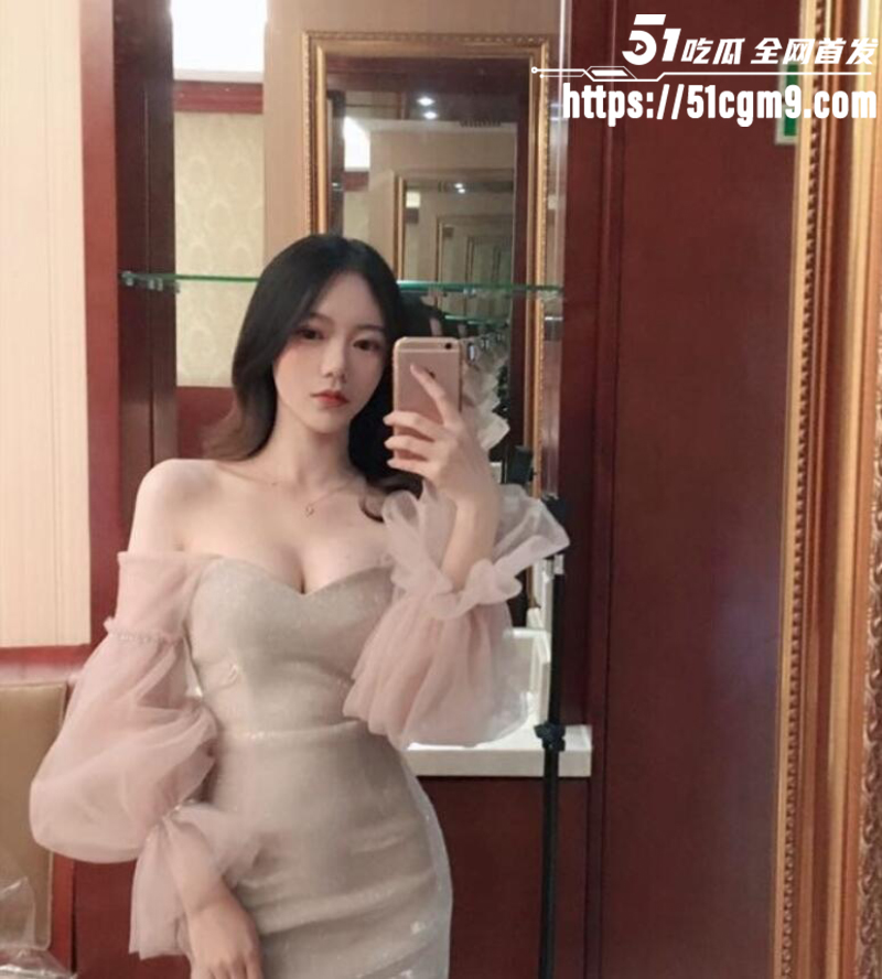 外网福利姬 魔法秋秋 2