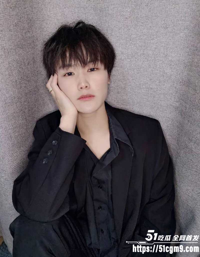 梅九亮被前女友曝光出轨操粉06