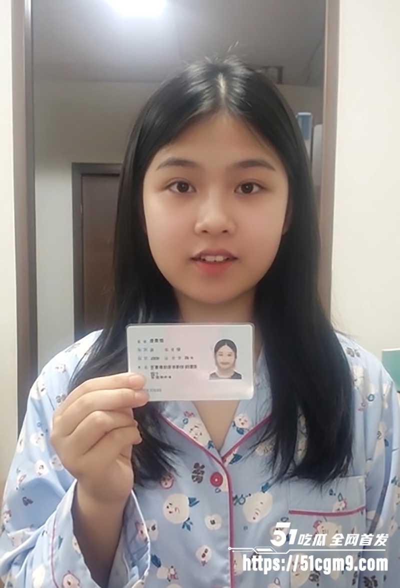 云南肥臀学姐 李斯婷 包养梦碎 阳痿金主让她空虚发狂 玩假屌刺穴狂喷白浆 真乃人间极品水娃！
