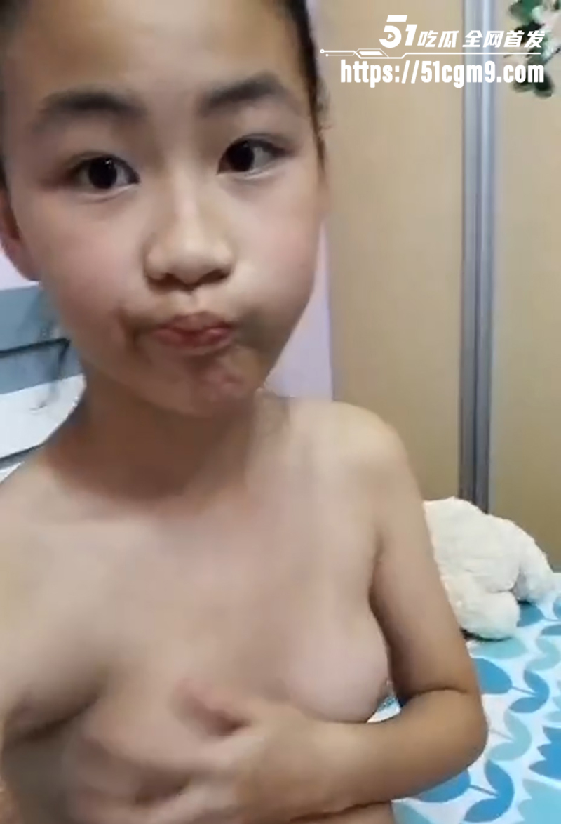 江西科技大学大三萝莉甜妹李煊自拍自慰视频曝光3拷贝