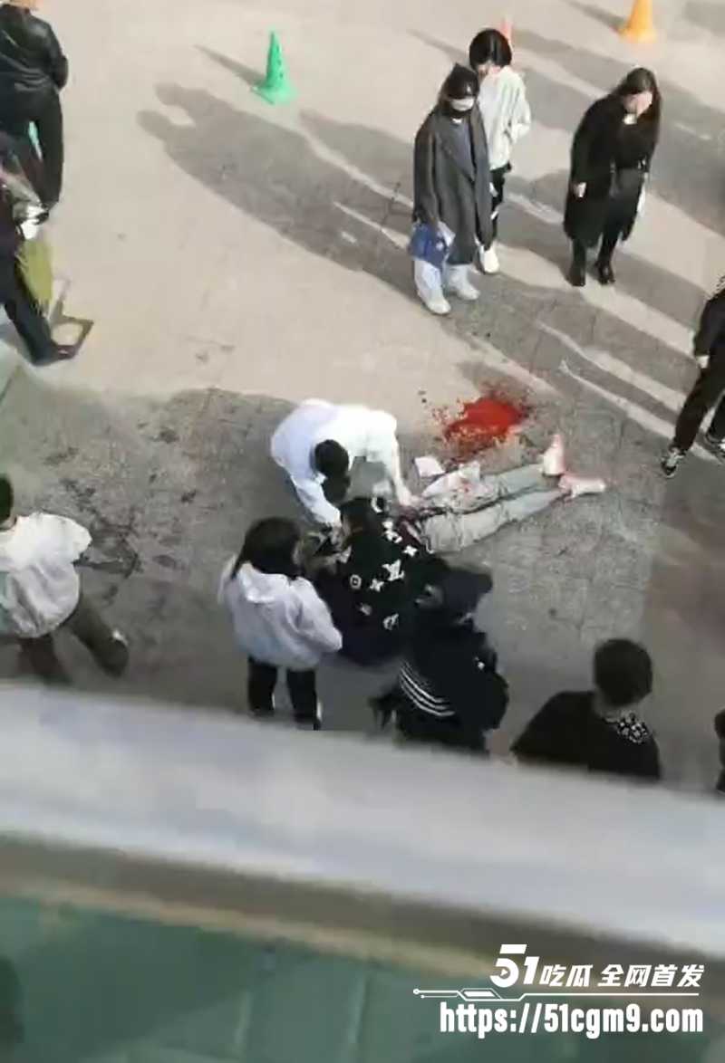 青海西宁城北区南门体育馆初中生杀人视频流出2拷贝