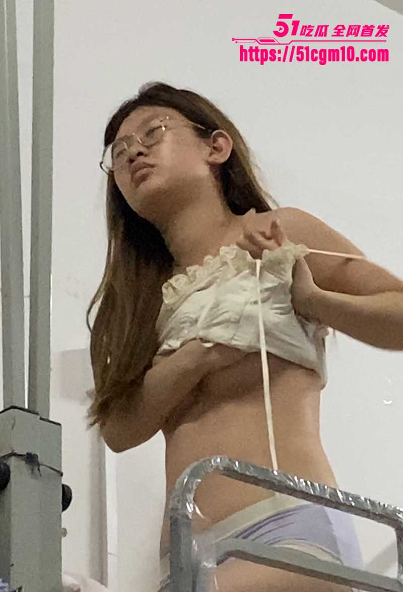 河北某大学女生宿舍偷拍视频流出 3 拷贝