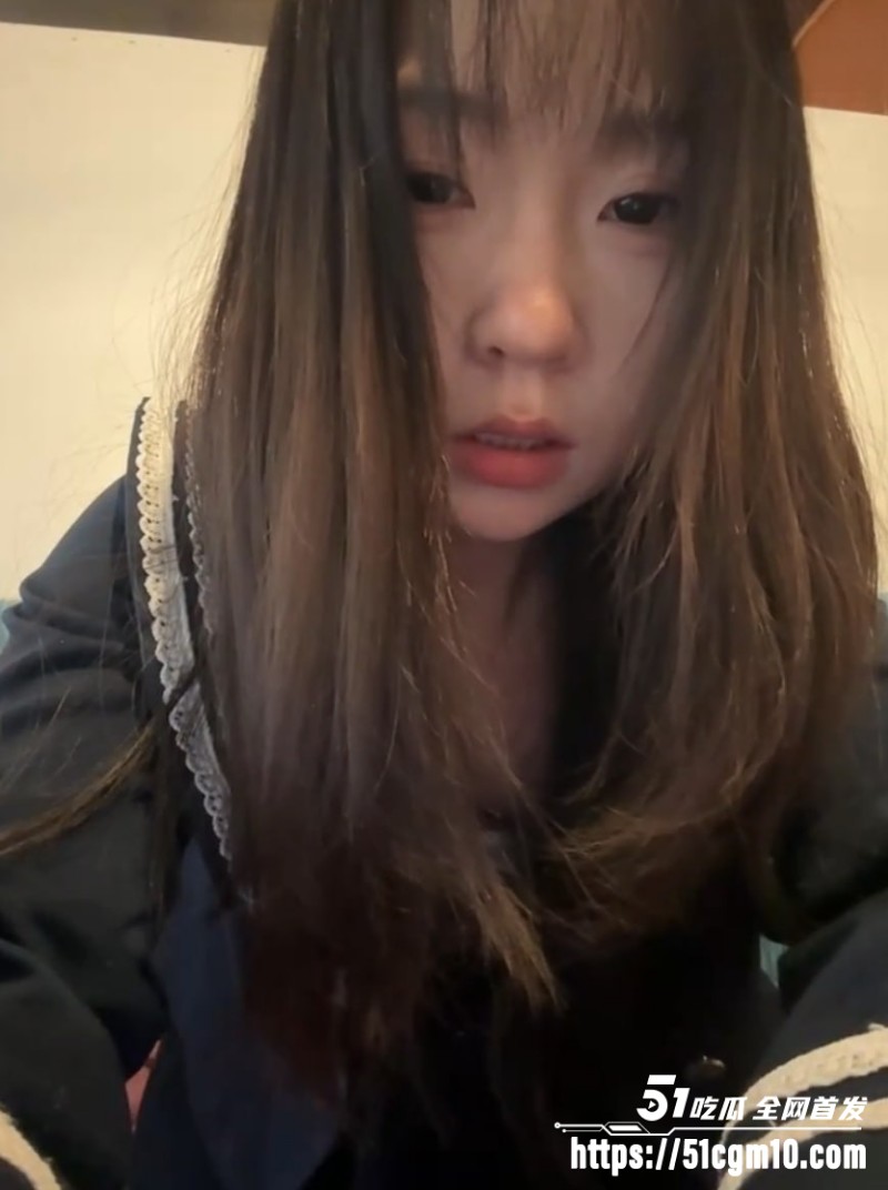 清纯女大 XixiGala 直播录屏 身穿jk制服各种摆弄淫骚姿态 跳蛋插入肥穴全方位展示高潮时刻