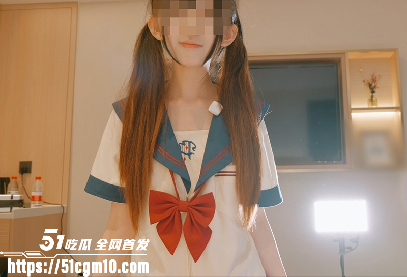 私房摄影大神FENDSON双马尾萝莉口交颜射特写视频流出5拷贝