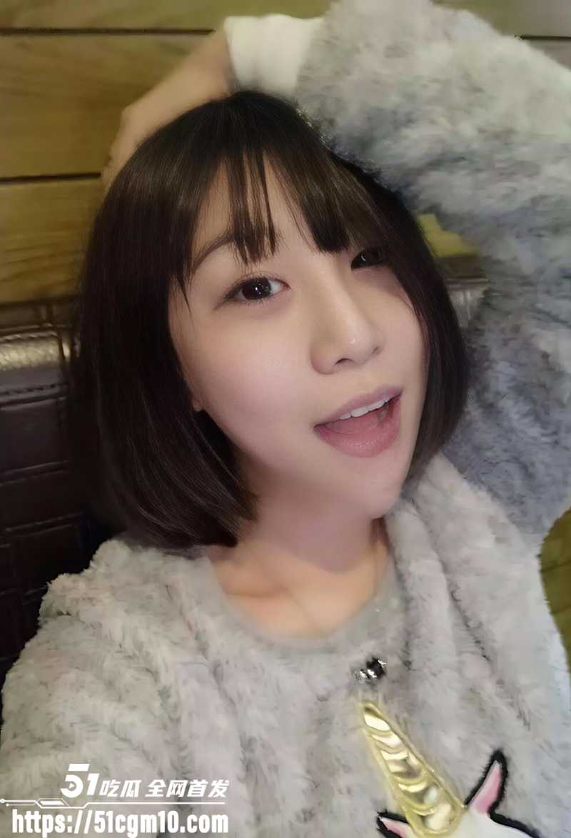 辽宁阜新知名公交车陈思萍性爱视频曝光3拷贝