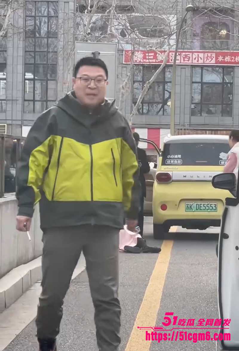 江苏扬州路怒症遇碰瓷姐视频曝光 4 拷贝