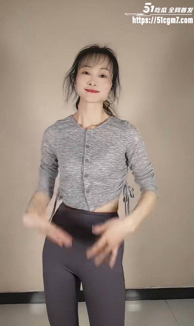 快手网红 兔子队长 自慰福利合集  3