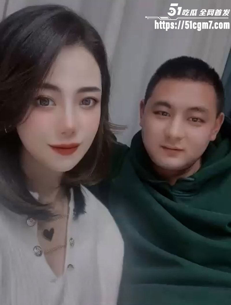 东北人妻 私拍视频泄密 洗澡裸聊 展示口活神技 各种夫妻性爱自拍下流至极 贤妻秒变骚浪玩物！