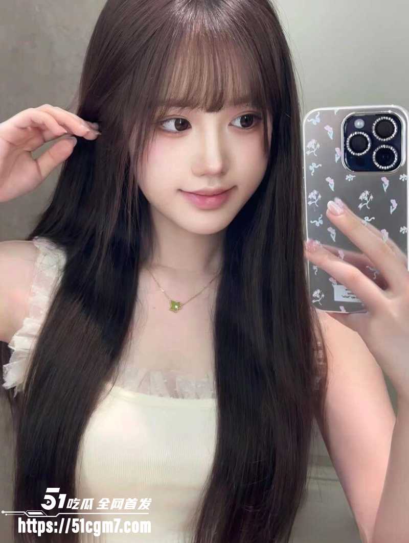 广东清纯少女 居家自拍视频 2