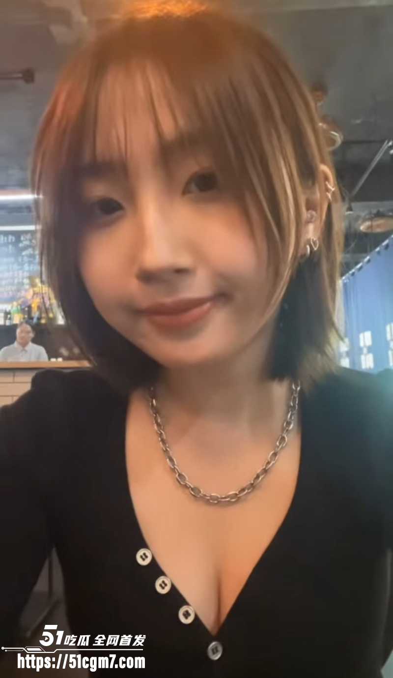可爱圆脸学生妹 以婕 性爱视频泄密 3