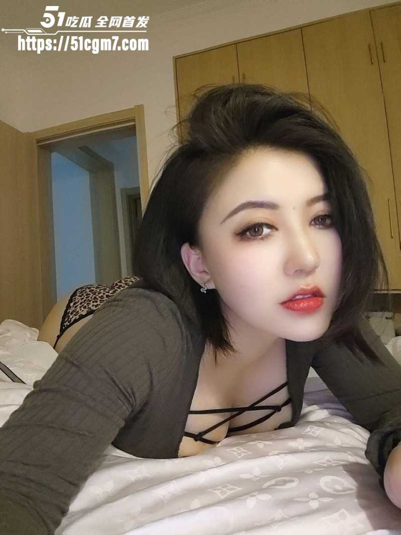 快手网红褚楚被金主曝光私拍02
