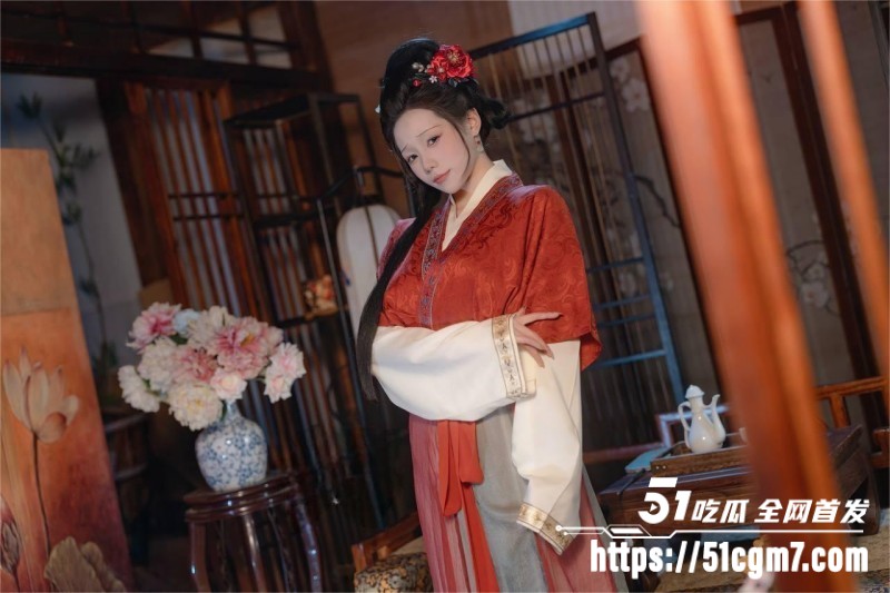 巨乳福利姬 咬一口兔娘ovo 空中飞人贺新春 3watermarked