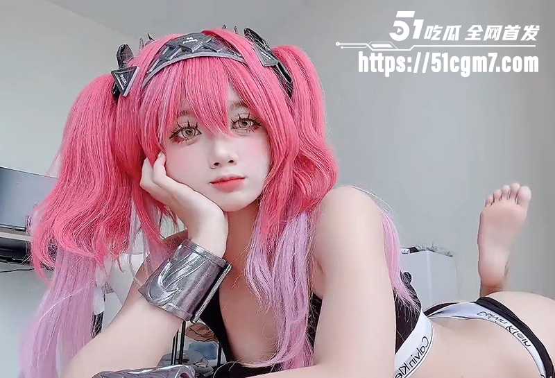 PoppaChan高颜值COS女神露帕擦边挑逗视频流出2拷贝