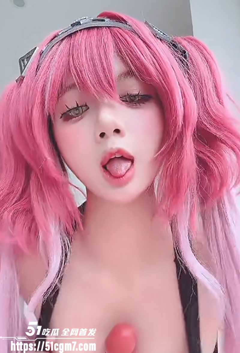 PoppaChan高颜值COS女神露帕擦边挑逗视频流出5拷贝
