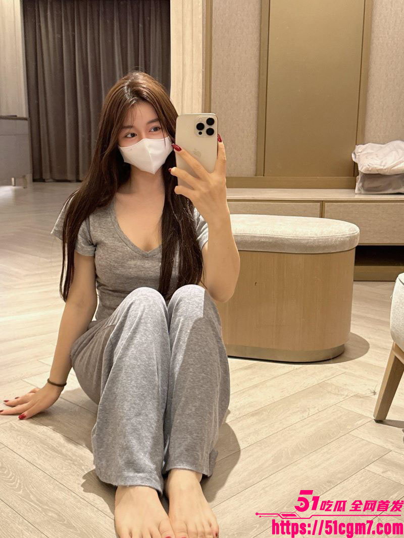 爆奶网黄美女TT真实约炮VLOG第四弹 3