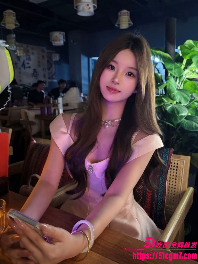 顶级御萝双修女神性爱视频 3