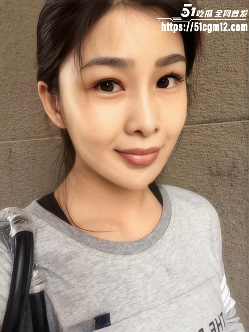 秀人网短发女神闫盼盼福利合集03