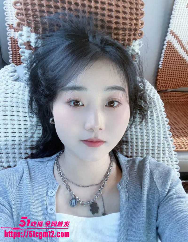 王泽宇脚踏多船出轨被女友PPT曝光09