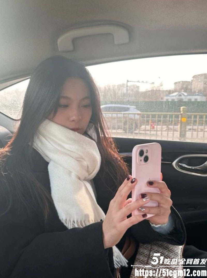 清纯美女 卢绘旭 不雅合集流出 野外被富哥后入猛操 房间近距离口交骑乘榨精 淫乱本质暴露！