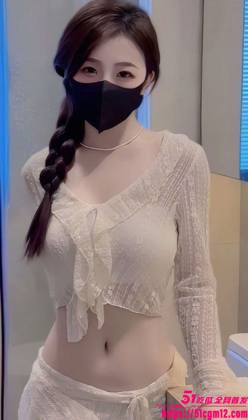 糖心女神菠萝啤首次露脸被开盒 3