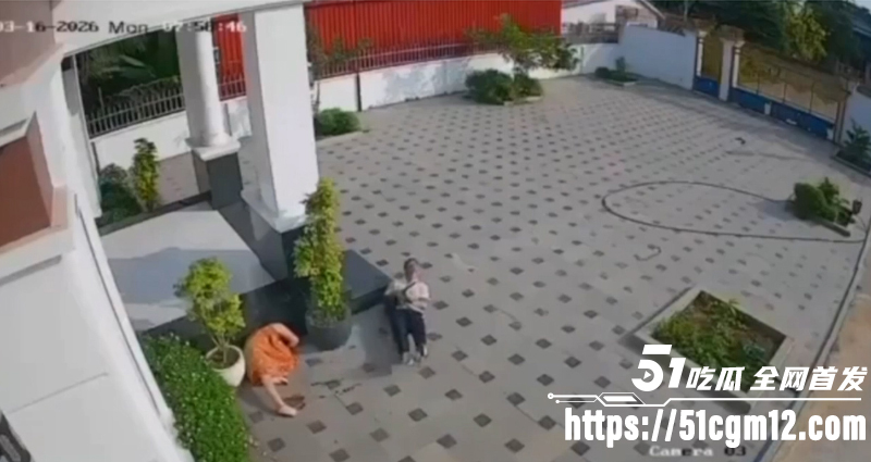 柬埔寨稻农 枪杀前女友和警察情夫 随后自杀身亡  4
