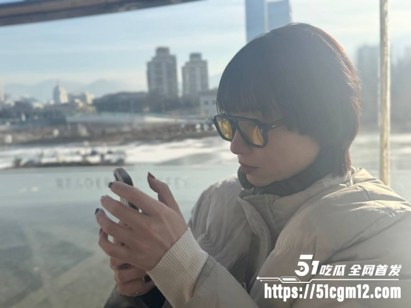 甘肃短发少妇 马燕 出轨公司领导自拍  4