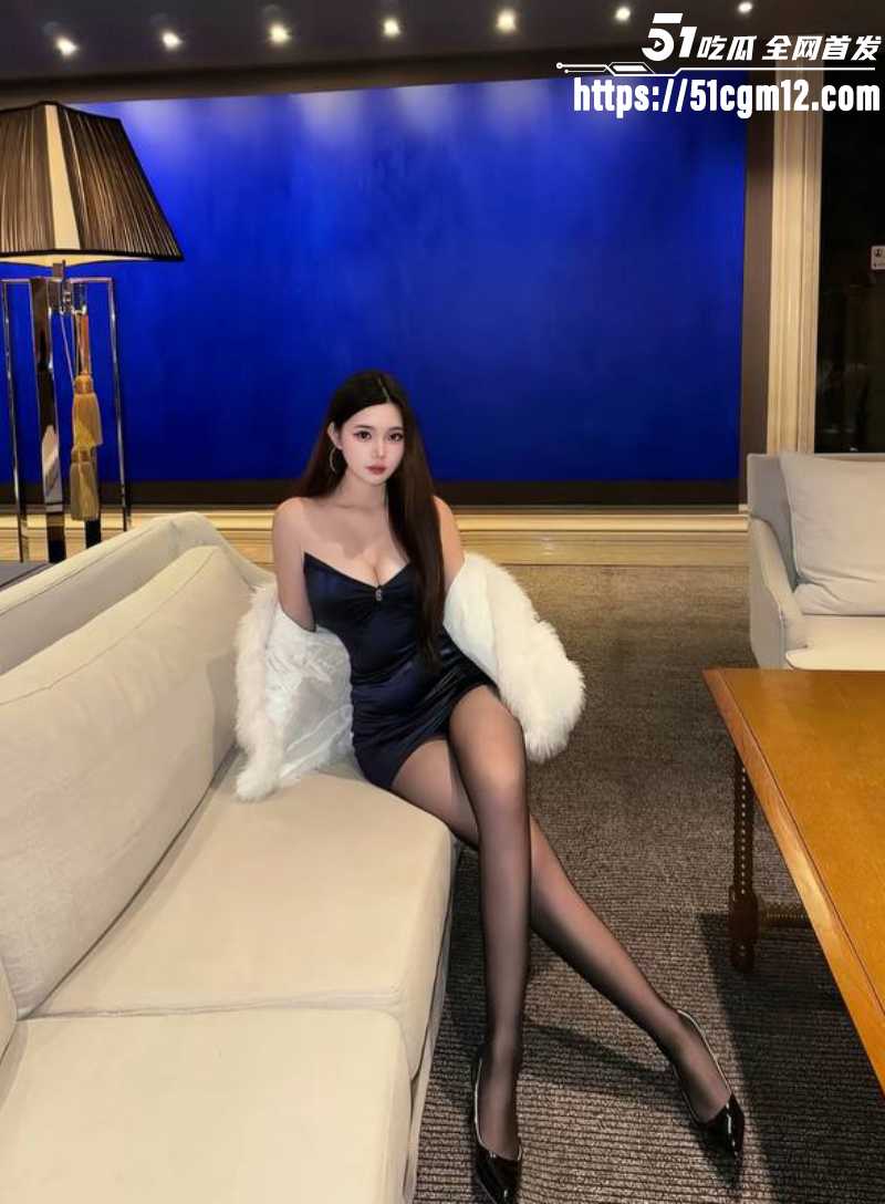 抖音巨乳网红 任亦菲  2
